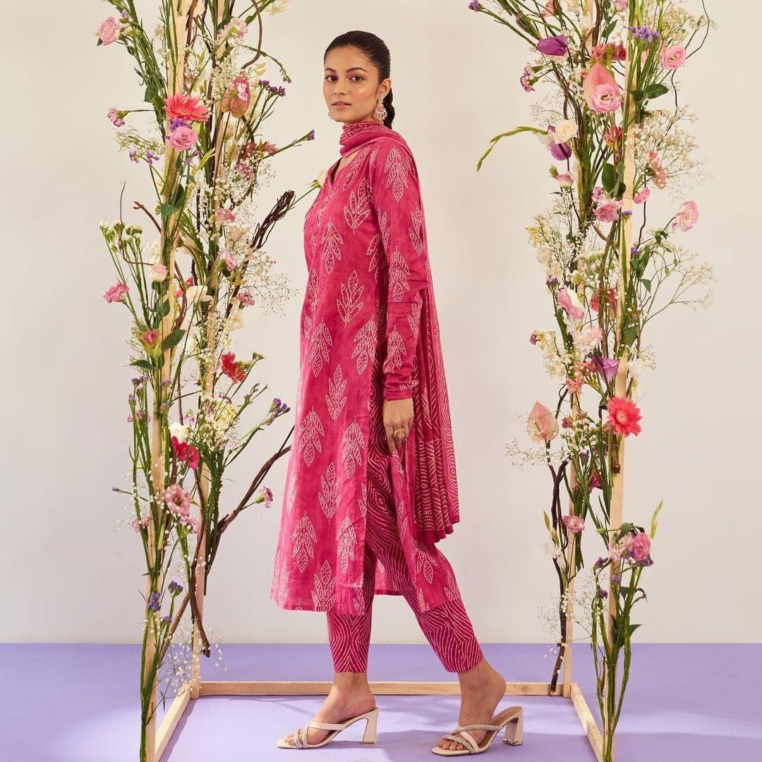 Vt Designer Printed With Handwork Cotton Kurti With Bottom Dupatta Wholesale Market In Surat